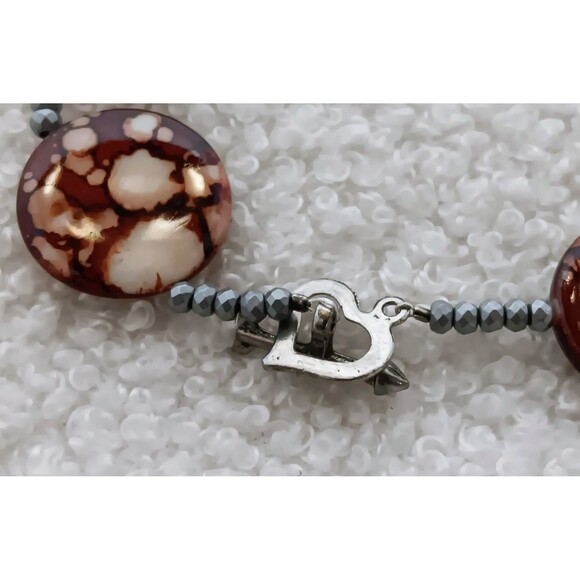 Artisan Desert Sands Mother-of-Pearl Bracelet 8.25 in Heart & Arrow Toggle Clasp - Picture 5 of 10